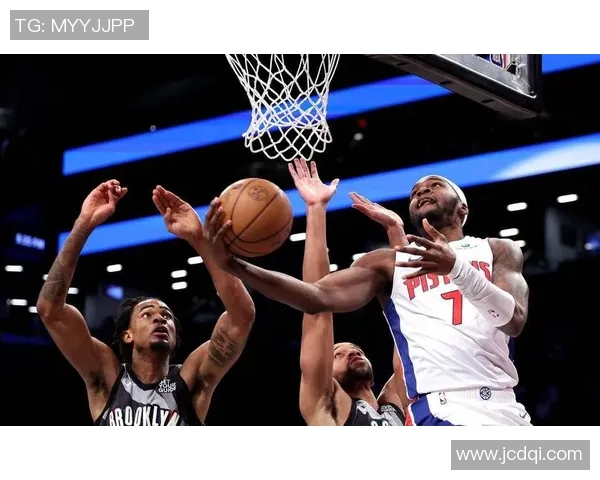 亚特兰老鹰队与尼克斯精彩对决视频回顾及赛后分析